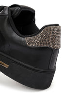 Kadın Siyah Bağcıklı Taş Detaylı Deri Sneaker | Derimod Kadın Siyah Bağcıklı Taş Detaylı Deri Sneaker | Derimod
