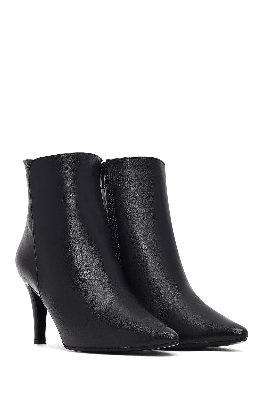 Kadın Siyah Fermuarlı İnce Topuklu Deri Bot