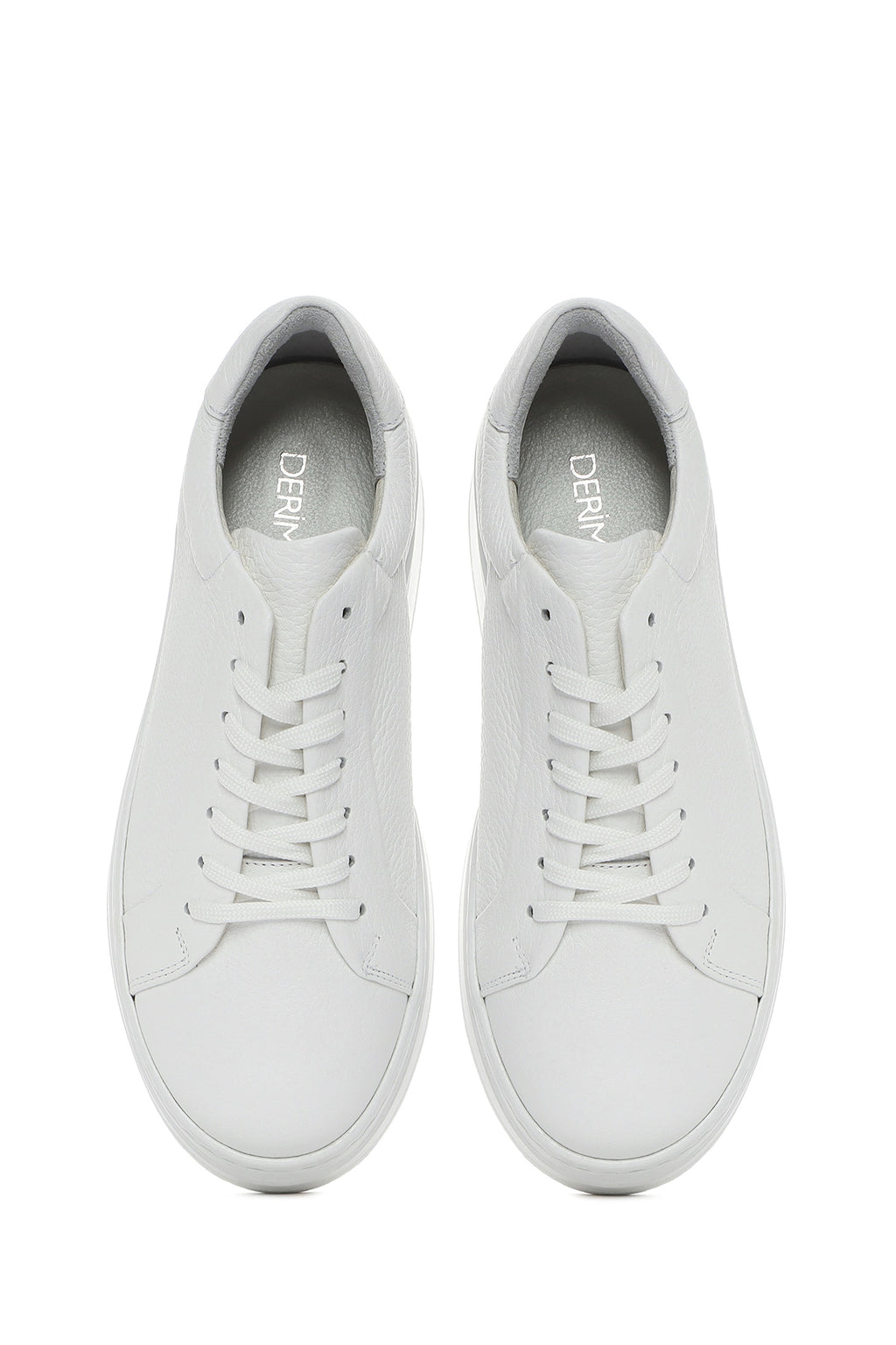 Kadın Beyaz Bağcıklı Kalın Tabanlı Deri Sneaker