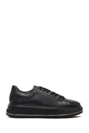Erkek Siyah Bağcıklı Kalın Tabanlı Deri Sneaker | Derimod Erkek Siyah Bağcıklı Kalın Tabanlı Deri Sneaker | Derimod