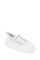Kadın Beyaz Bağcıklı Kalın Tabanlı Deri Sneaker | Derimod Kadın Beyaz Bağcıklı Kalın Tabanlı Deri Sneaker | Derimod