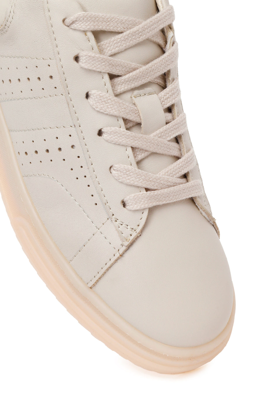 Woman Cream Lace-up Leather Sneaker