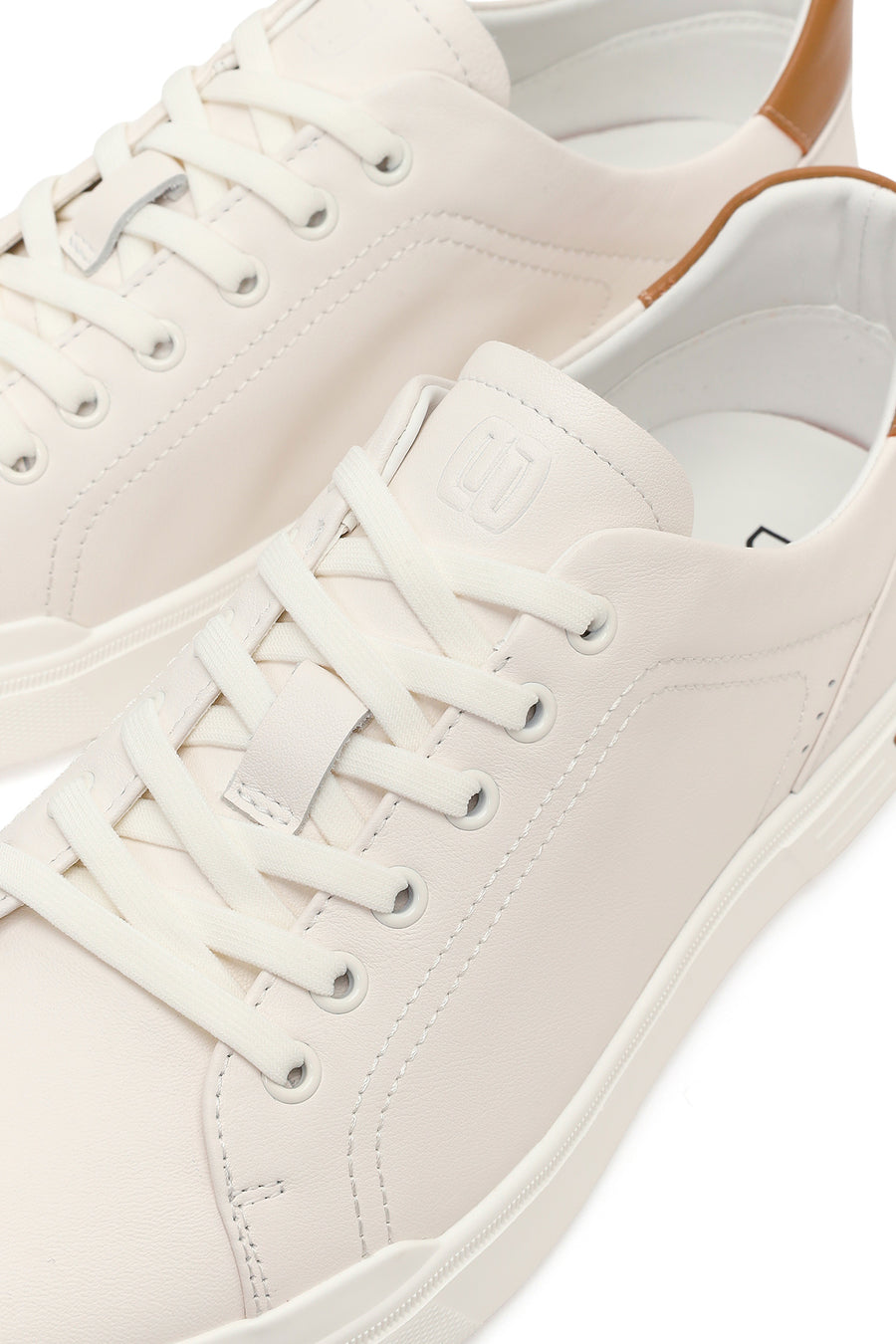 Erkek Beyaz Bağcıklı Deri Sneaker