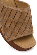 Woman Beige Short Thick-Heeled Suede Slipper | Derimod