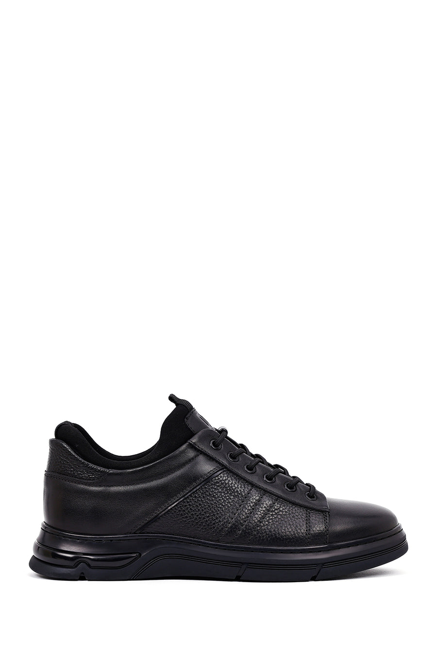 Erkek Siyah Bağcıklı Deri Casual Sneaker WM720011DV | Derimod