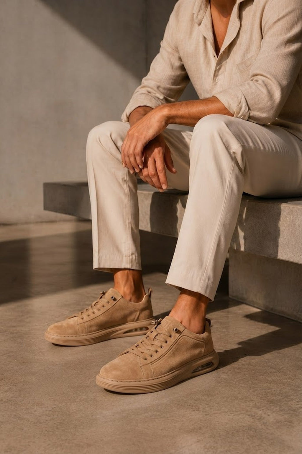 Erkek Bej Bağcıklı Süet Deri Sneaker