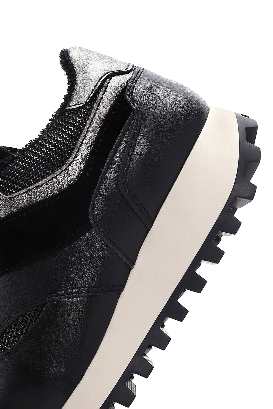 Kadın Siyah Kalın Tabanlı Deri Sneaker
