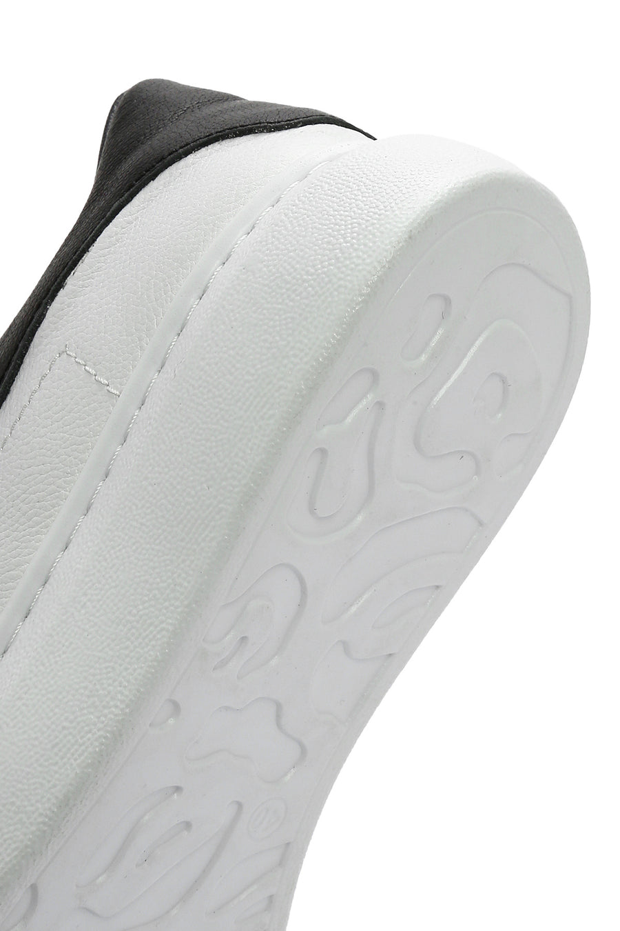 Erkek Beyaz Bağcıklı Kalın Tabanlı Deri Sneaker