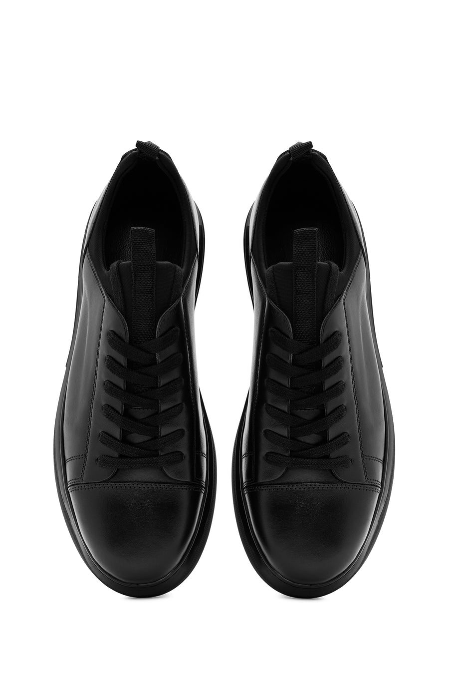 Men's Black Lace-up Leather Sneaker