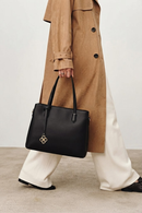 Woman Black Classic Shoulder Bag with Long Strap | Derimod