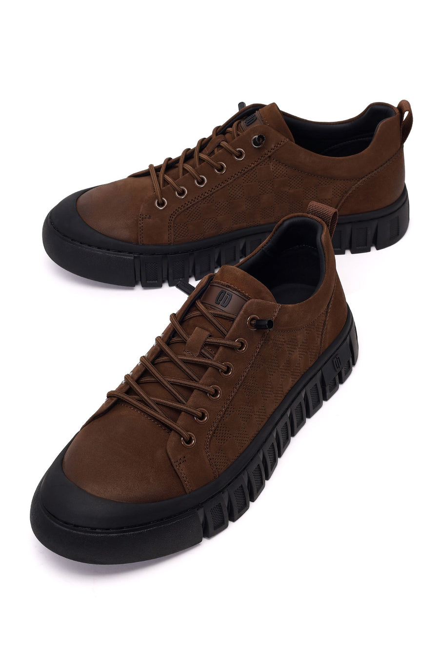 Erkek Kahverengi Bağcıklı Kalın Tabanlı Nubuk Deri Sneaker