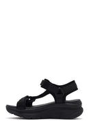Skechers Kadın Siyah D'lux Walker - Pretty Field Kalın Tabanlı Sandalet | Derimod