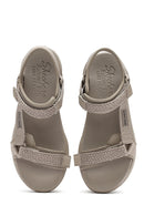 Skechers Kadın Bej D'lux Walker - Pretty Field Kalın Tabanlı Sandalet | Derimod
