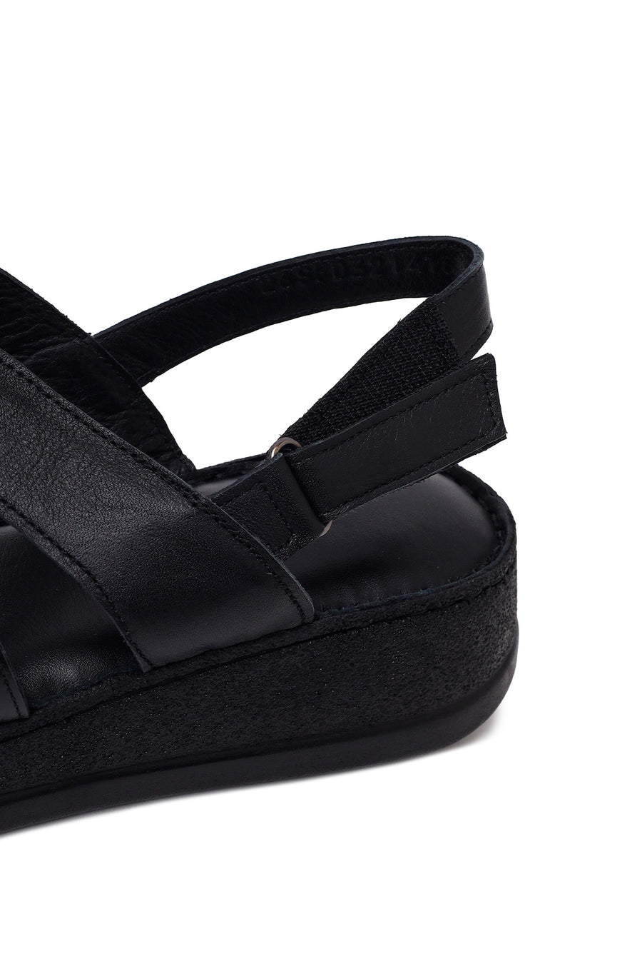 Woman Black Strappy Thick-Soled Leather Comfort Sandal
