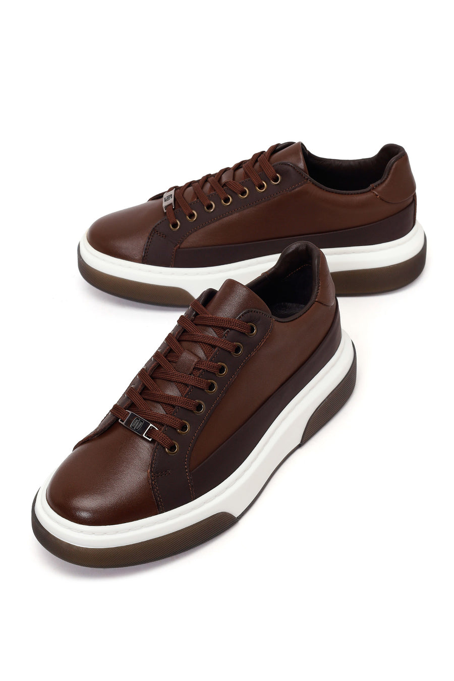 Erkek Kahverengi Bağcıklı Kalın Tabanlı Deri Sneaker