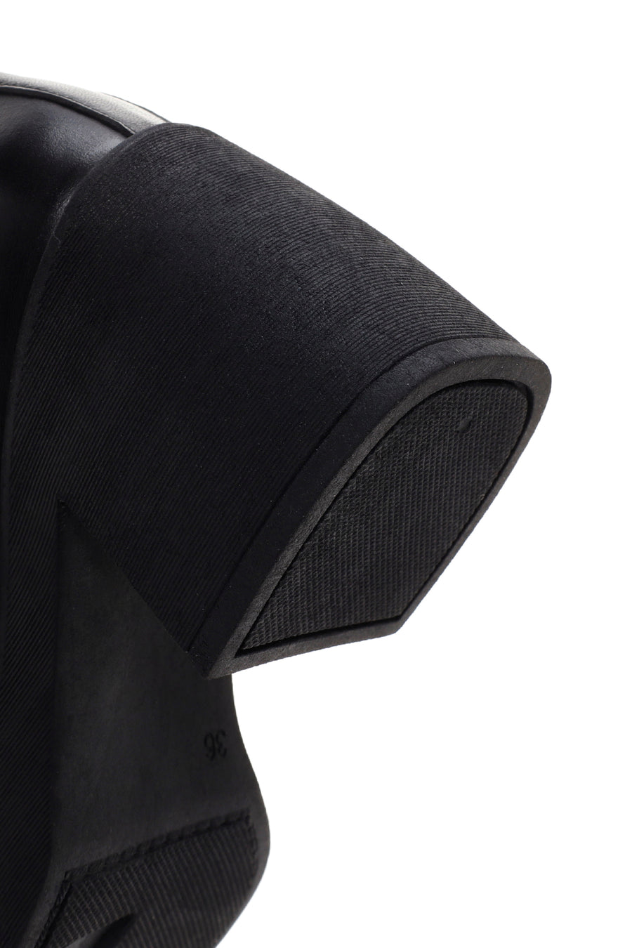 Woman Black Chunky Heeled Zip Closure Leather Boots