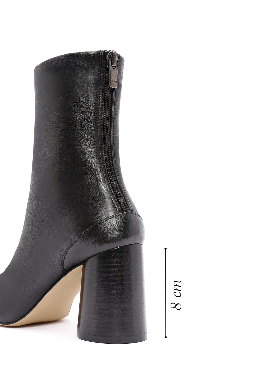 Women's Black Zippered Thick Heeled Leather Boots