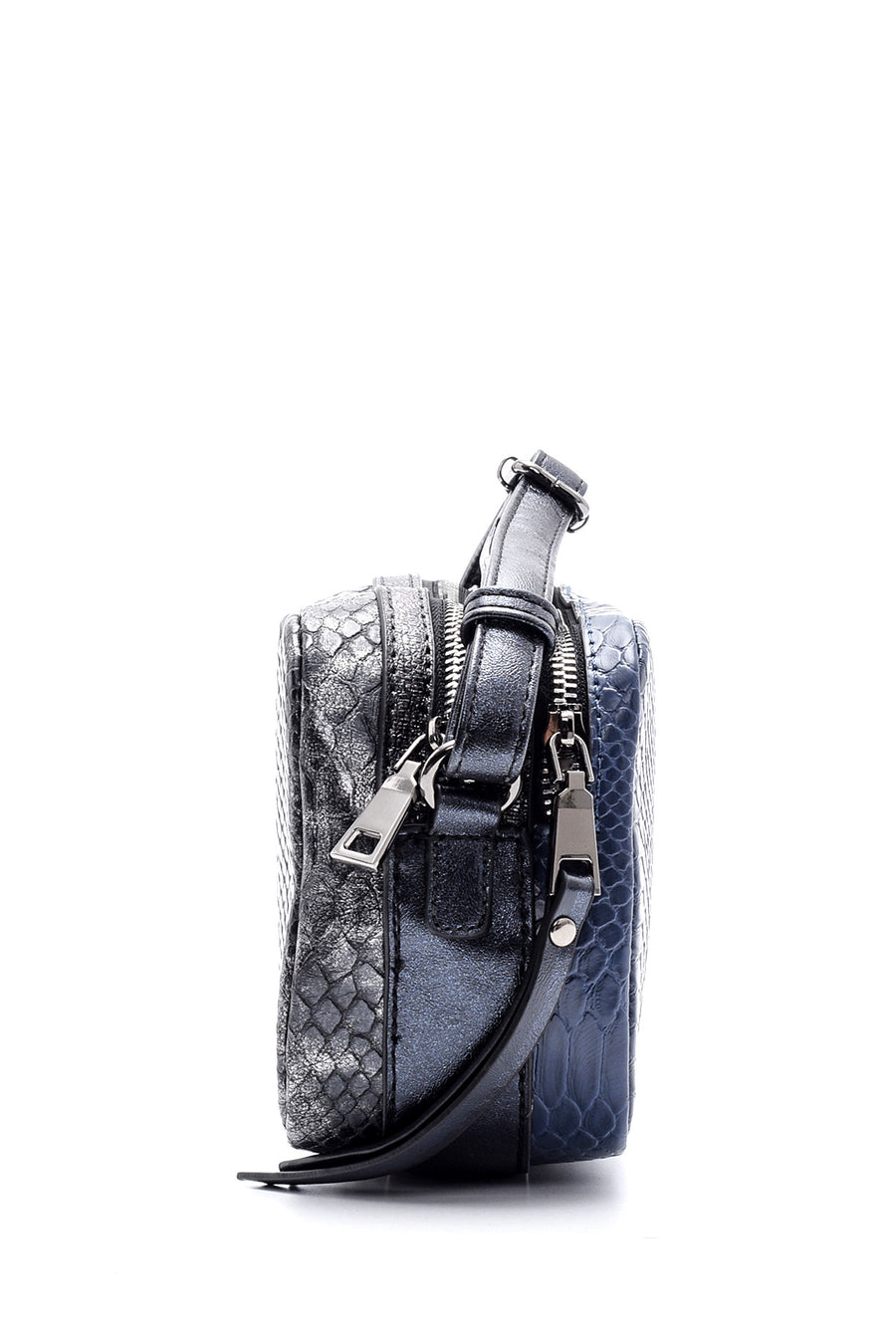 Women's Crocodile Patterned Crossbody Bag