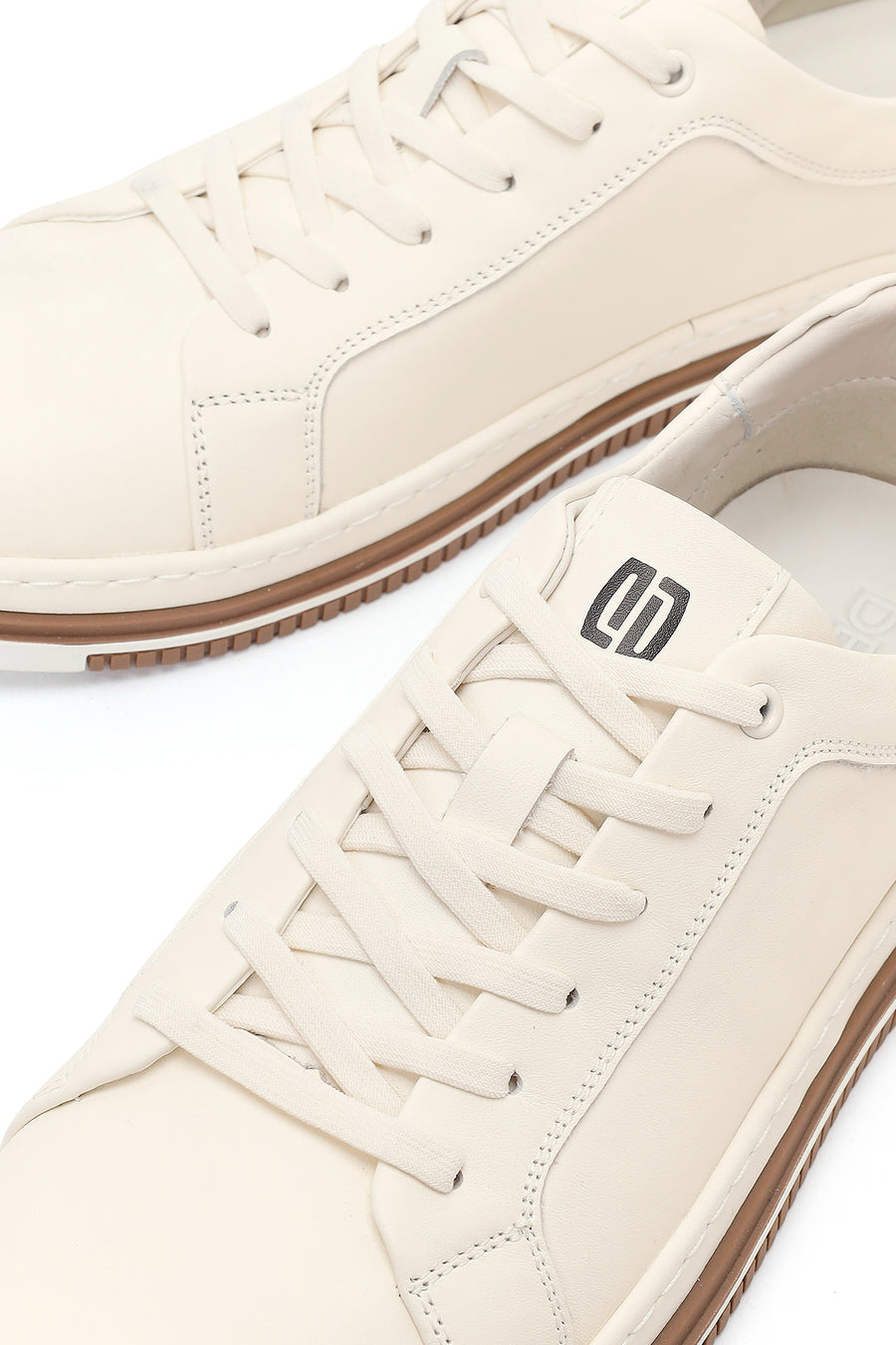 Erkek Beyaz Bağcıklı Deri Sneaker