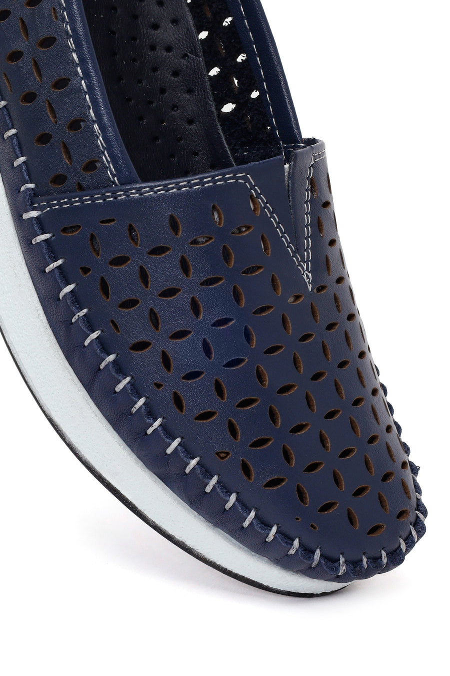 Woman Navy Thick-Soled Leather Comfort Loafer
