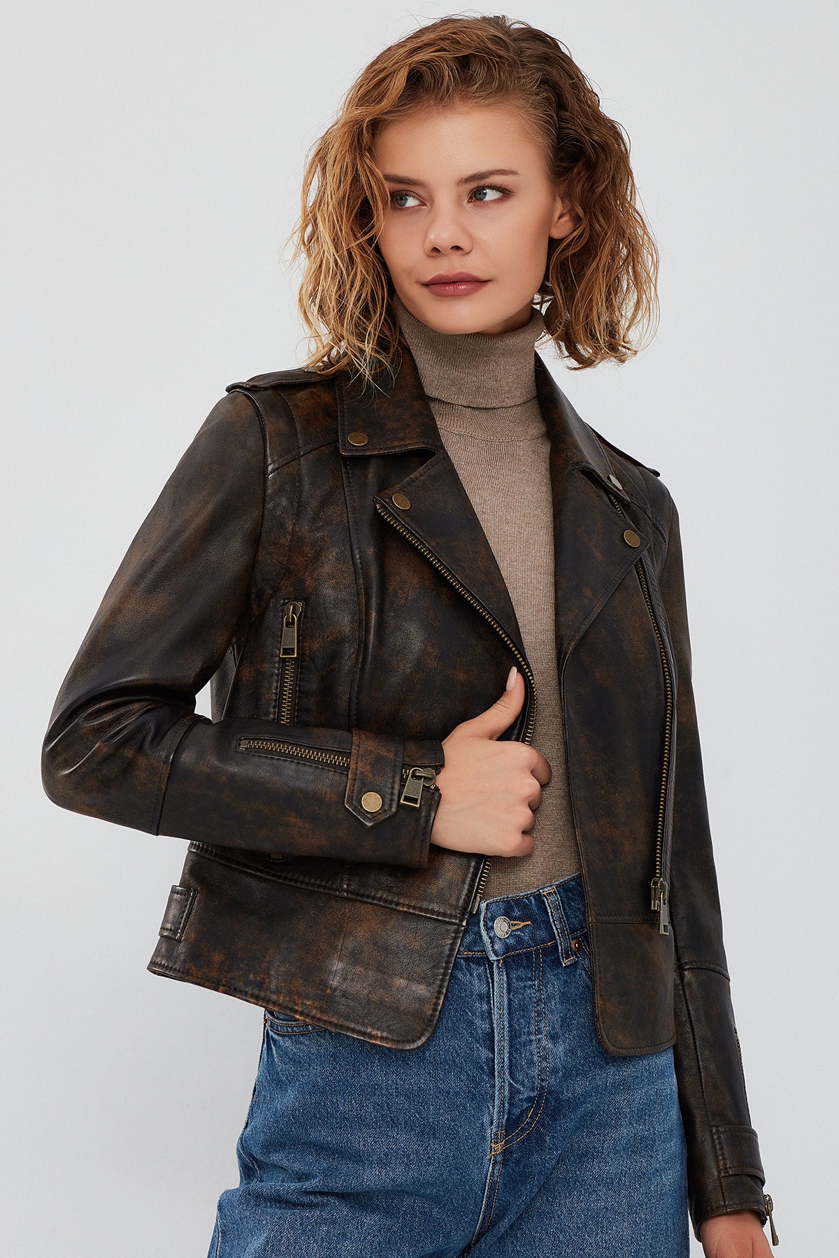 Complete the Look by Purchasing Together!