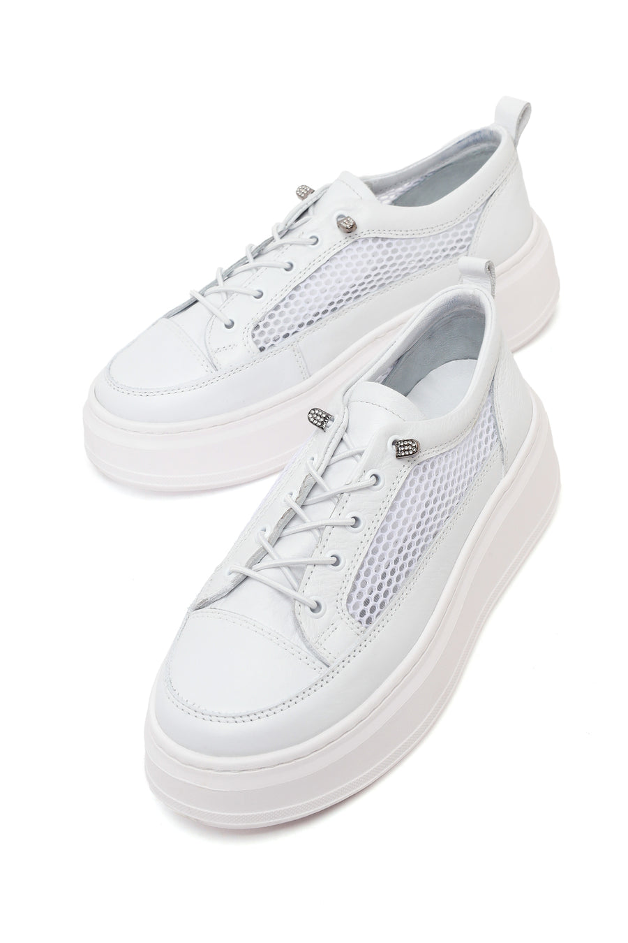Kadın Beyaz Bağcıklı Kalın Tabanlı Deri Sneaker