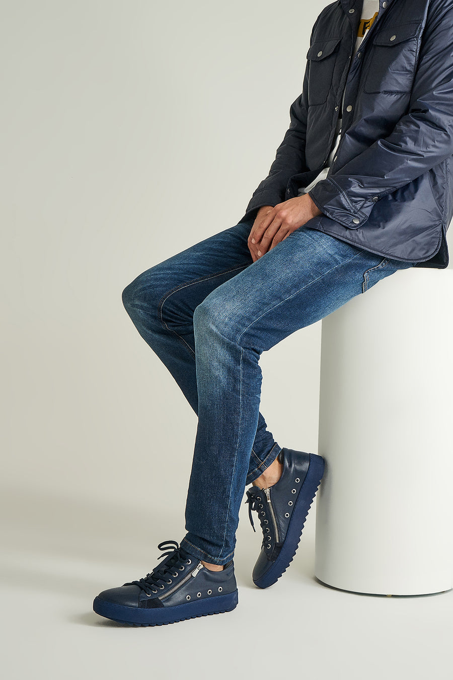 Men's Leather Shoes with Zipper Detail