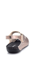 Kadın Dolgu Topuklu Casual Sandalet | Derimod