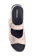 Kadın Dolgu Topuklu Casual Sandalet | Derimod