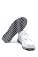 Kadın Yıldız Detaylı Sneaker | Derimod