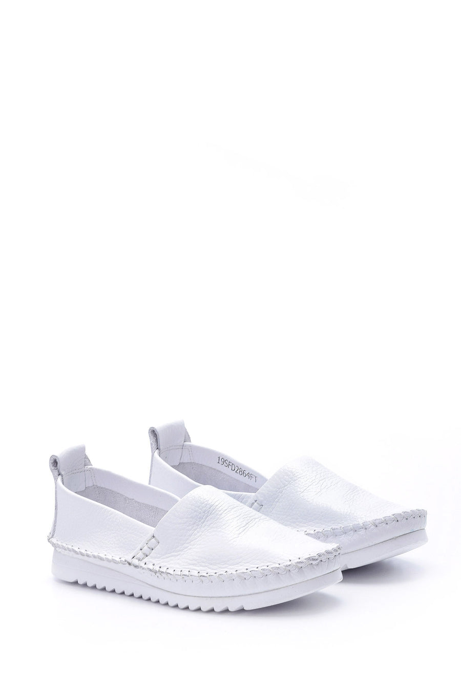 Women's Leather Loafer with Stitching Detail 19SFD2864FT | Derimod