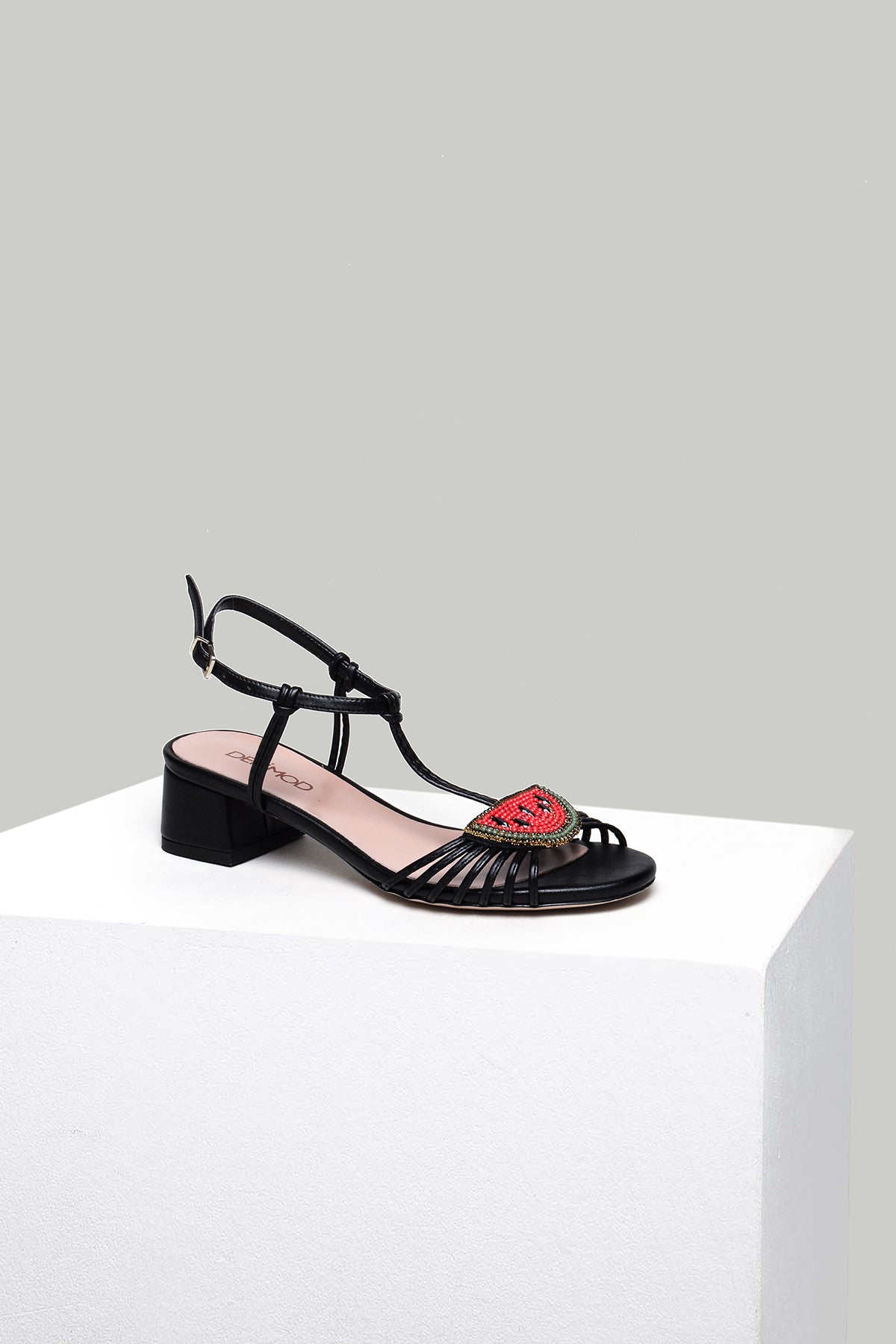 Complete the Look by Purchasing Together!