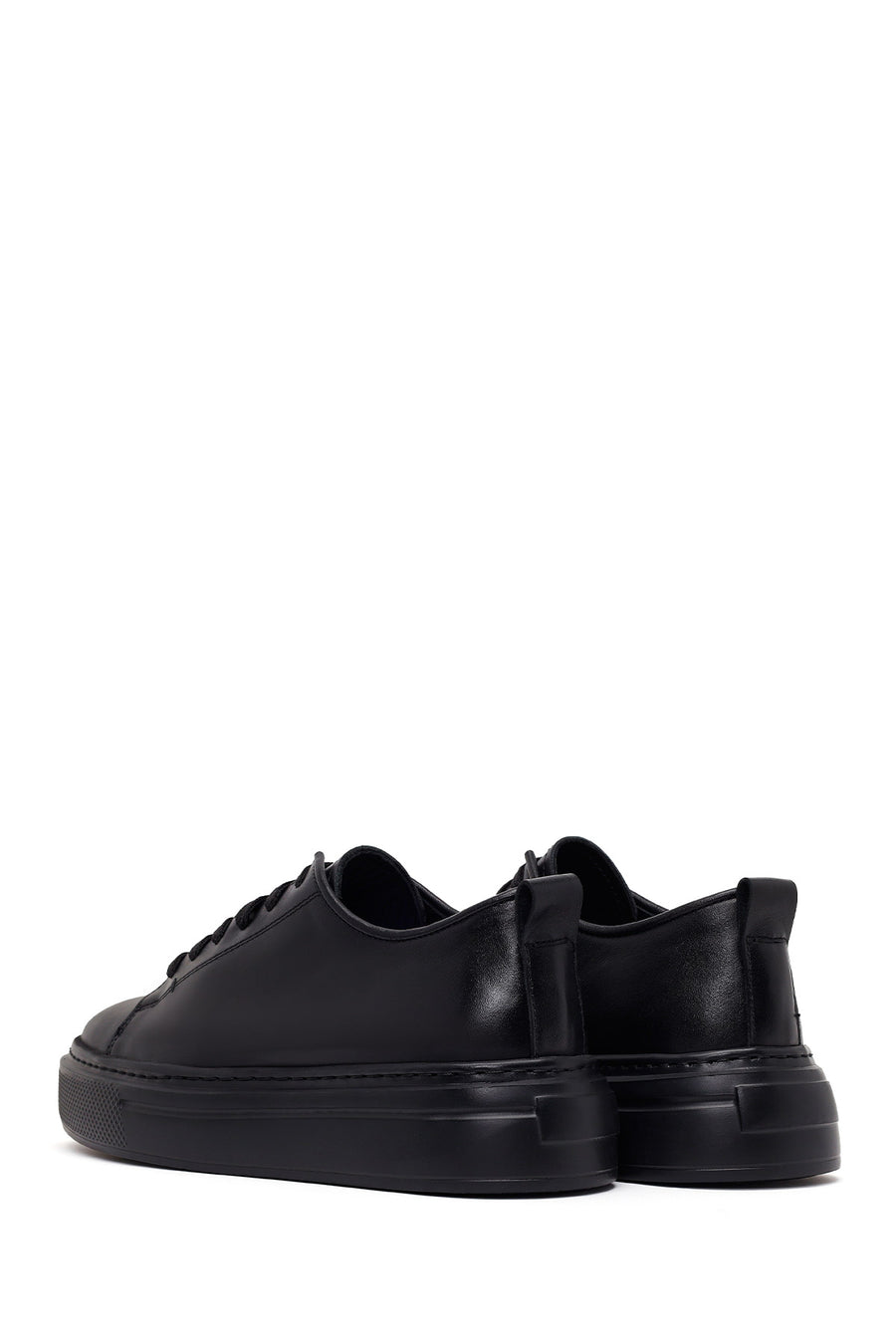 Male Black Lace-Up Thick-Soled Leather Sneaker