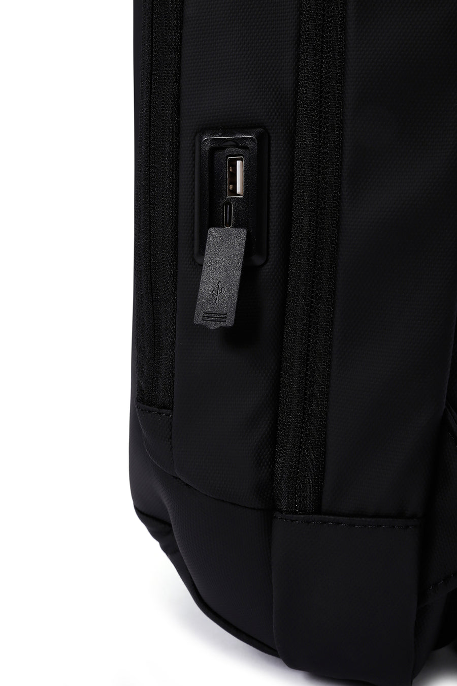 D-Pack Unisex Siyah Teknolojik Kumaş Hardcase Sırt Çantası