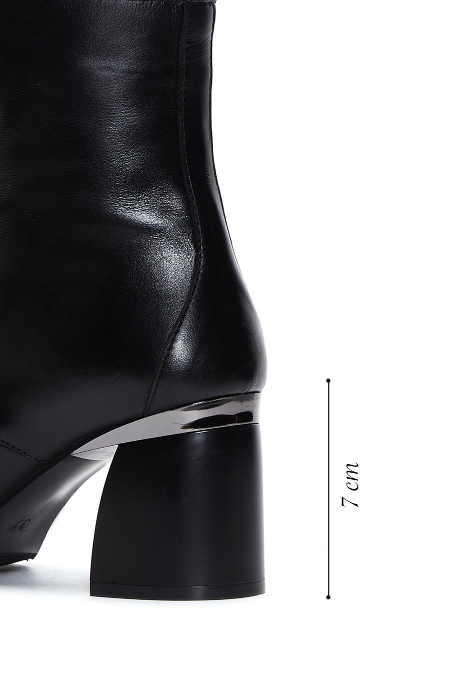 Women's Black Leather Zippered Heeled Boots