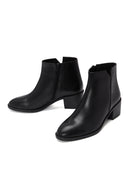 Women's Black Zipper Heeled Leather Classic Boots | Derimod