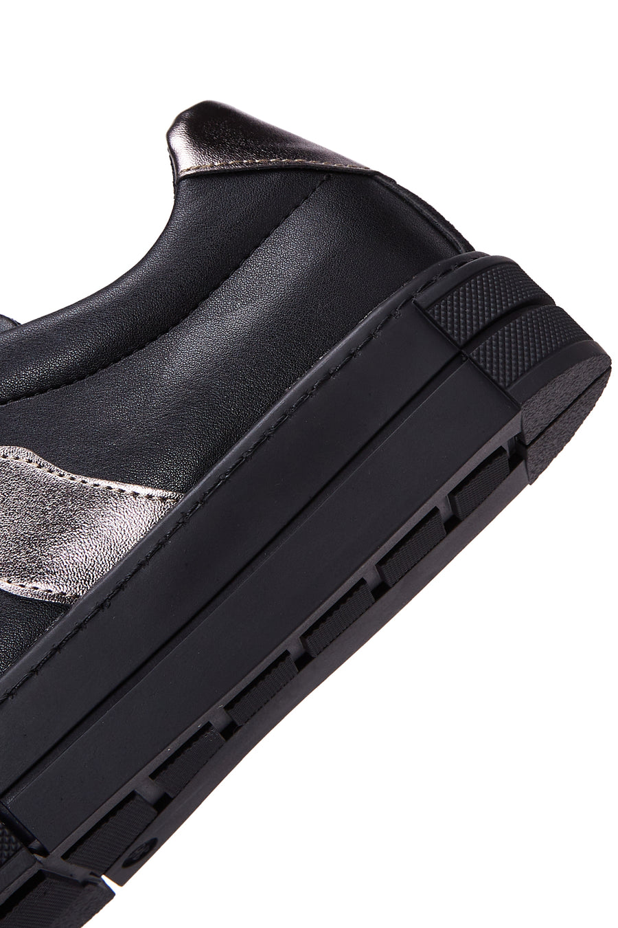 Women's Black Sneaker
