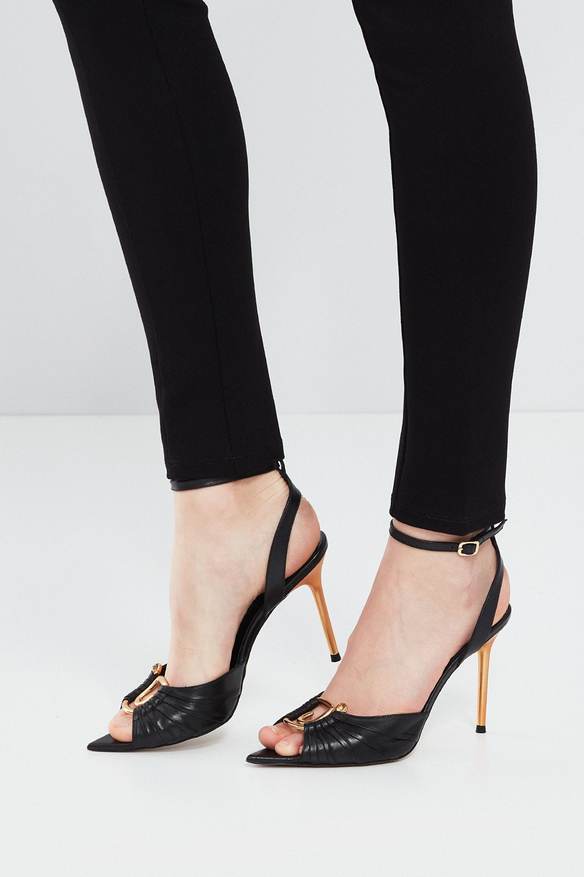 Complete the Look by Purchasing Together!