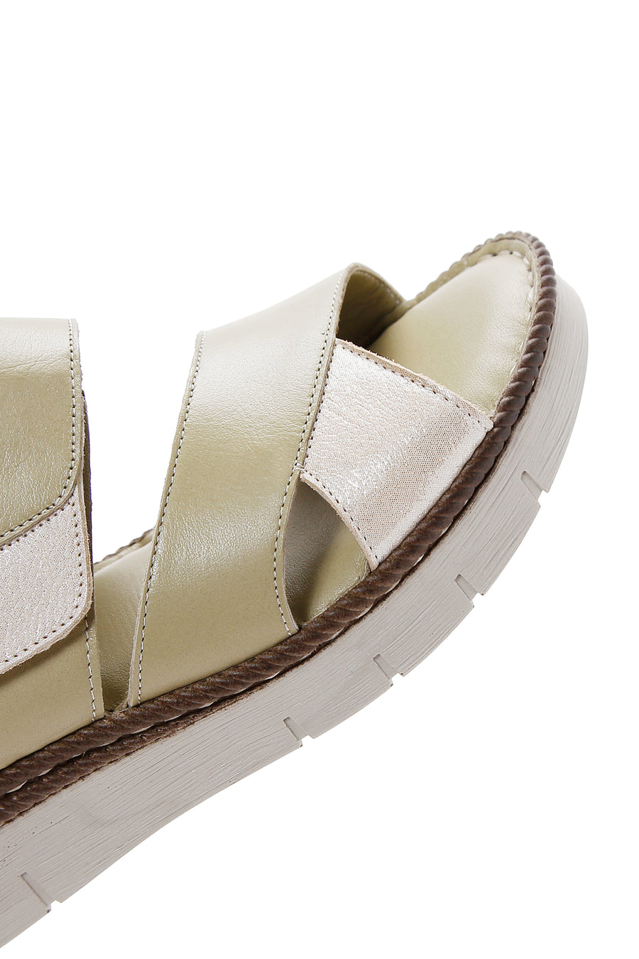 Kadın Yeşil Bilekten Bantlı Deri Comfort Sandalet
