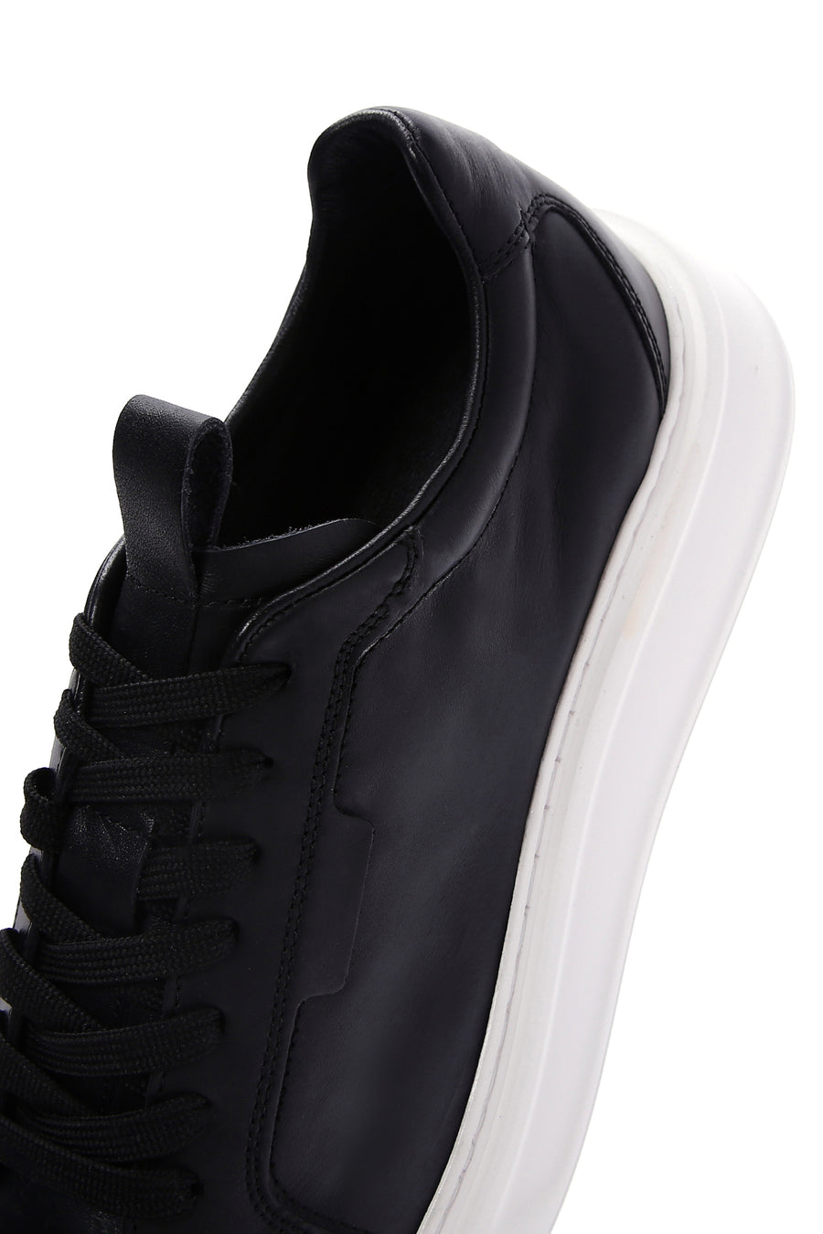 Erkek Siyah Bağcıklı Deri Sneaker