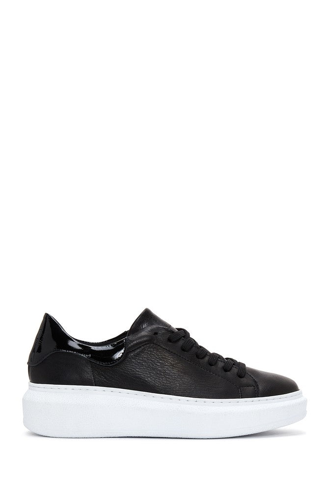 Kadın Siyah Bağcıklı Kalın Taban Deri Sneaker