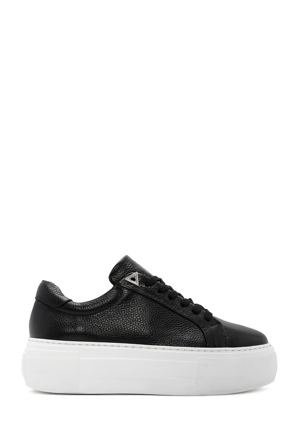 Kadın Siyah Bağcıklı Kalın Tabanlı Deri Sneaker