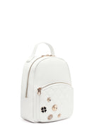 Woman Quilted Backpack with White Accessories | Derimod