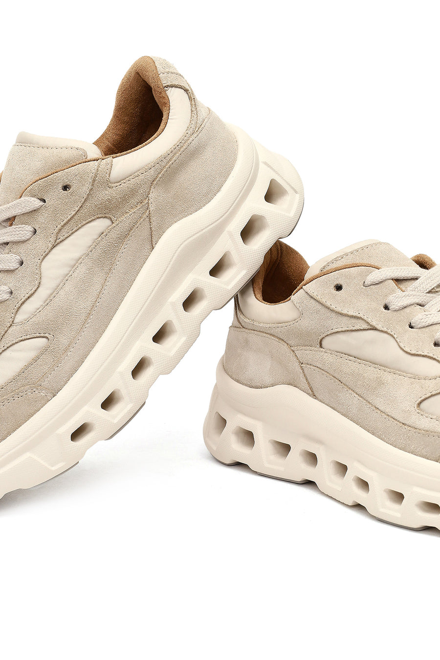 Women's Beige Lace-Up Thick-Soled Leather Sneaker