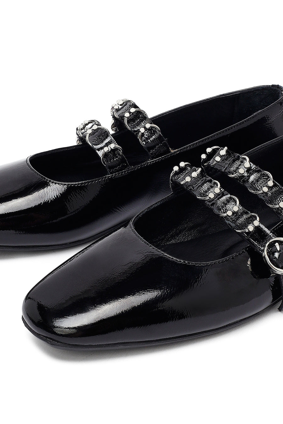 Woman Black Buckled Patent Leather Leather Babet