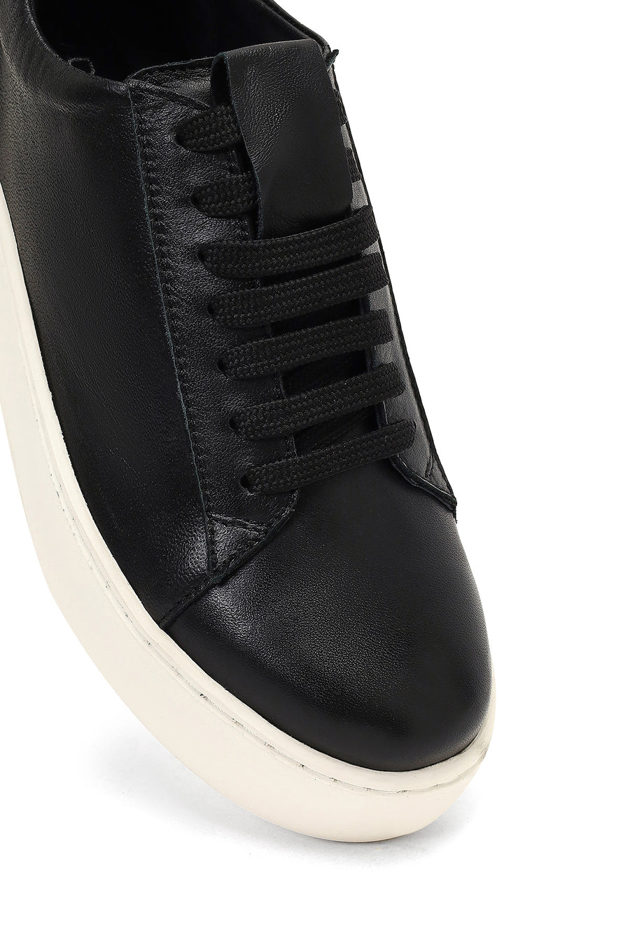 Women's Black Lace-Up Thick-Soled Leather Sneaker
