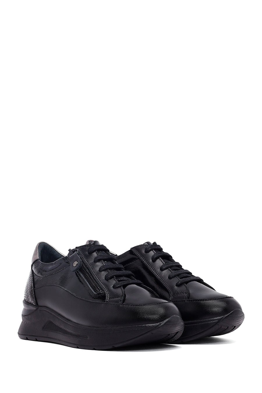 Women's Black Lace-Up Thick-Soled Leather Sneaker