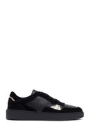 Woman Black Laced Leather Sneakers | Derimod