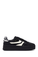 Kadın Siyah Bağcıklı Kalın Tabanlı Sneaker | Derimod