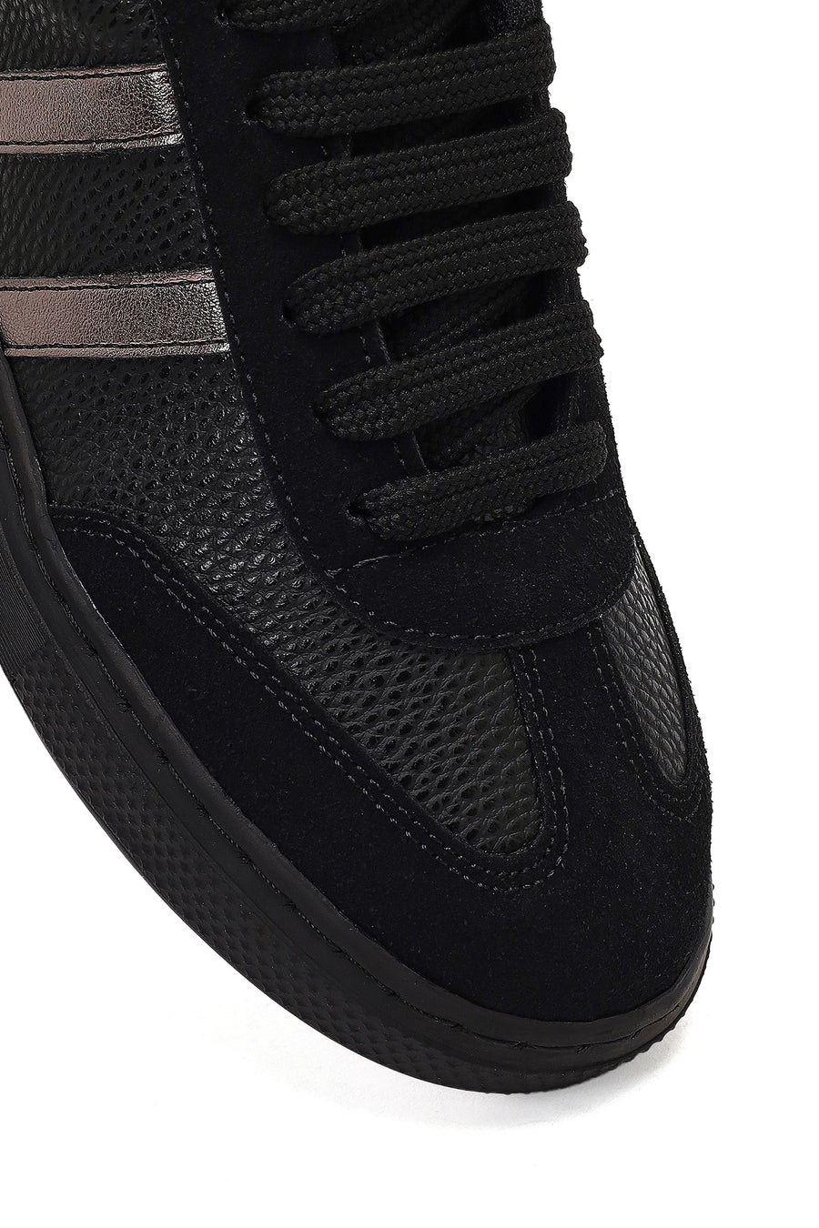 Kadın Siyah Bağcıklı Kalın Tabanlı Sneaker